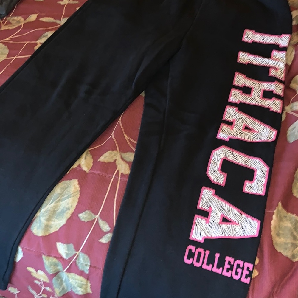 Ithaca College Sweatpants
